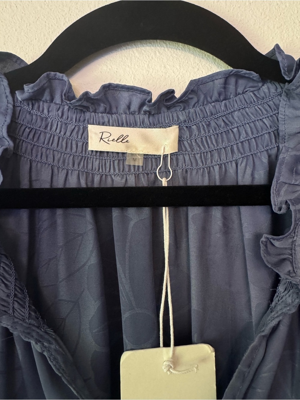 Ruffle Sleeve Floral V-Neck Top - Picture 3 of 4